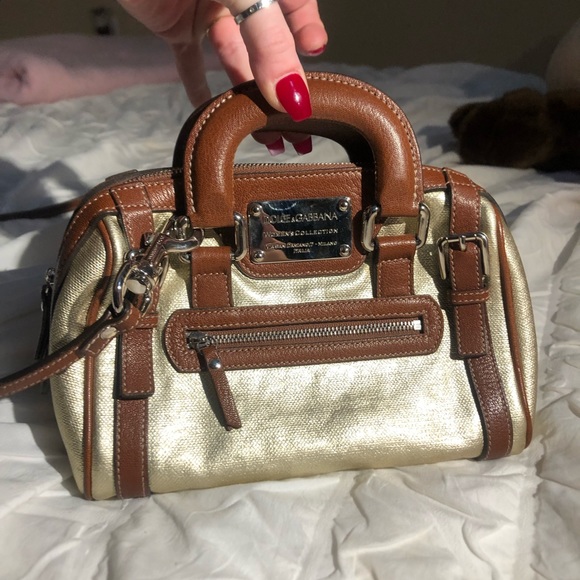 AUTH. Dolce & Gabbana “Miss Easy Way” Mini Bag - Picture 3 of 8